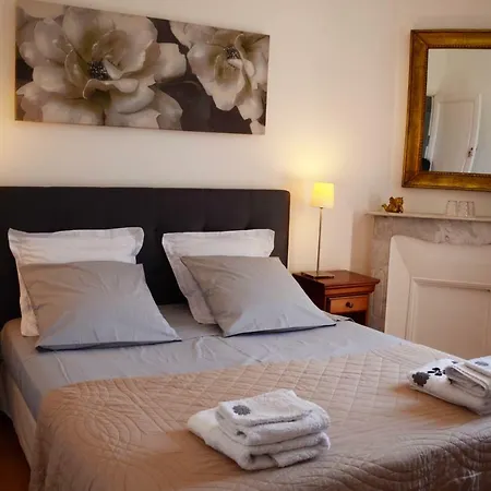 Couette-café Les Pervenches *